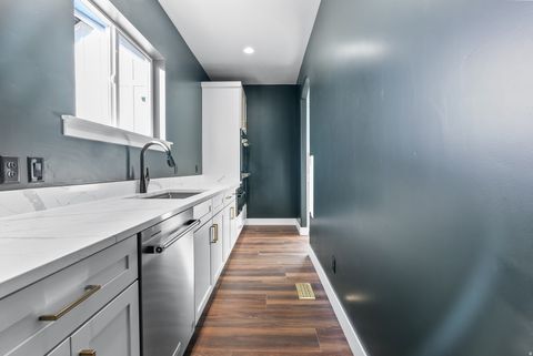 Tiny photo for 275 S 2800 E #201, Spanish Fork, UT 84660 (MLS # 2150304)