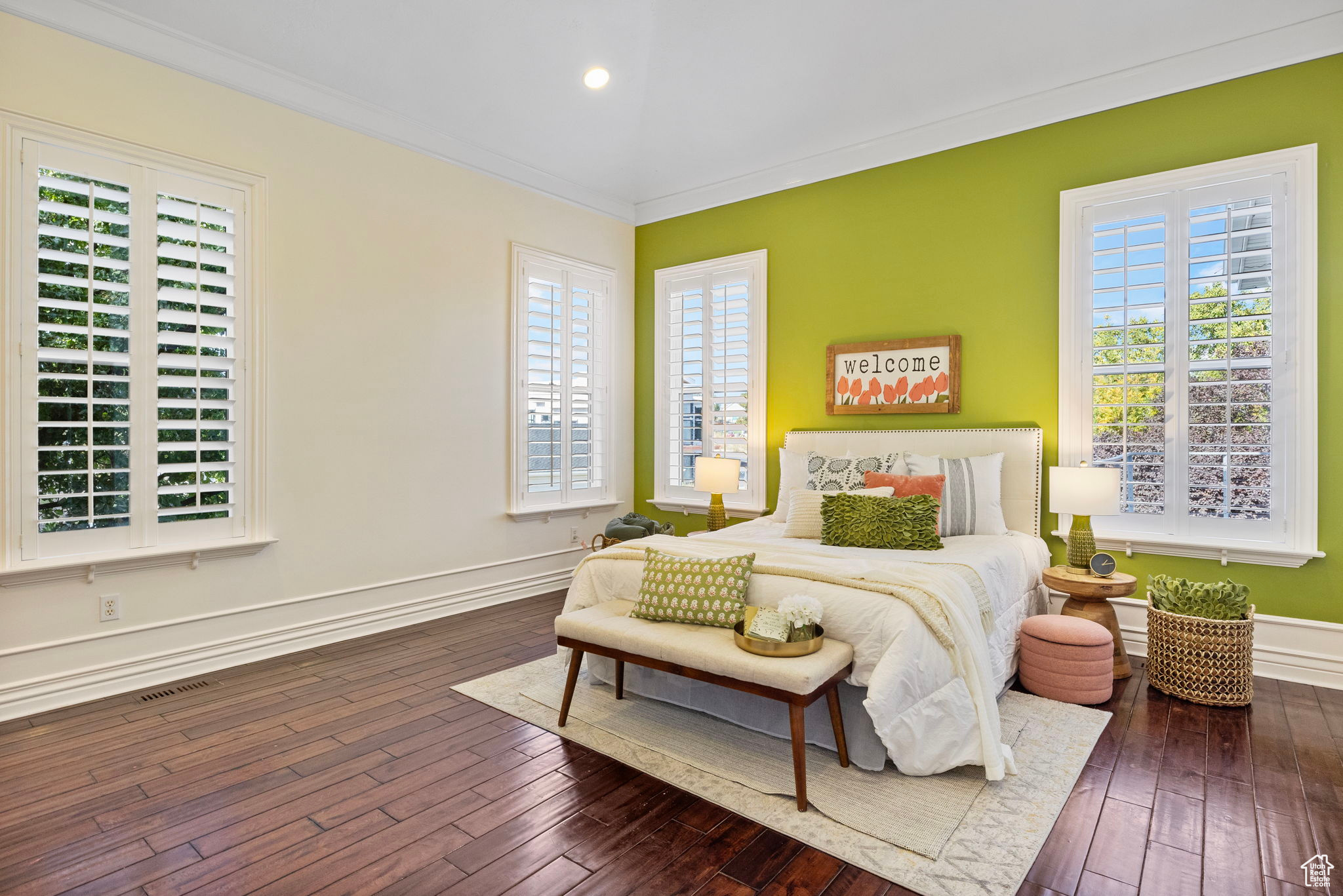 PARKWAY PALISADES - Residential