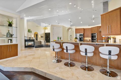 Tiny photo for 11131 S PALISADE RIM CIR, South Jordan, UT 84095 (MLS # 2084770)
