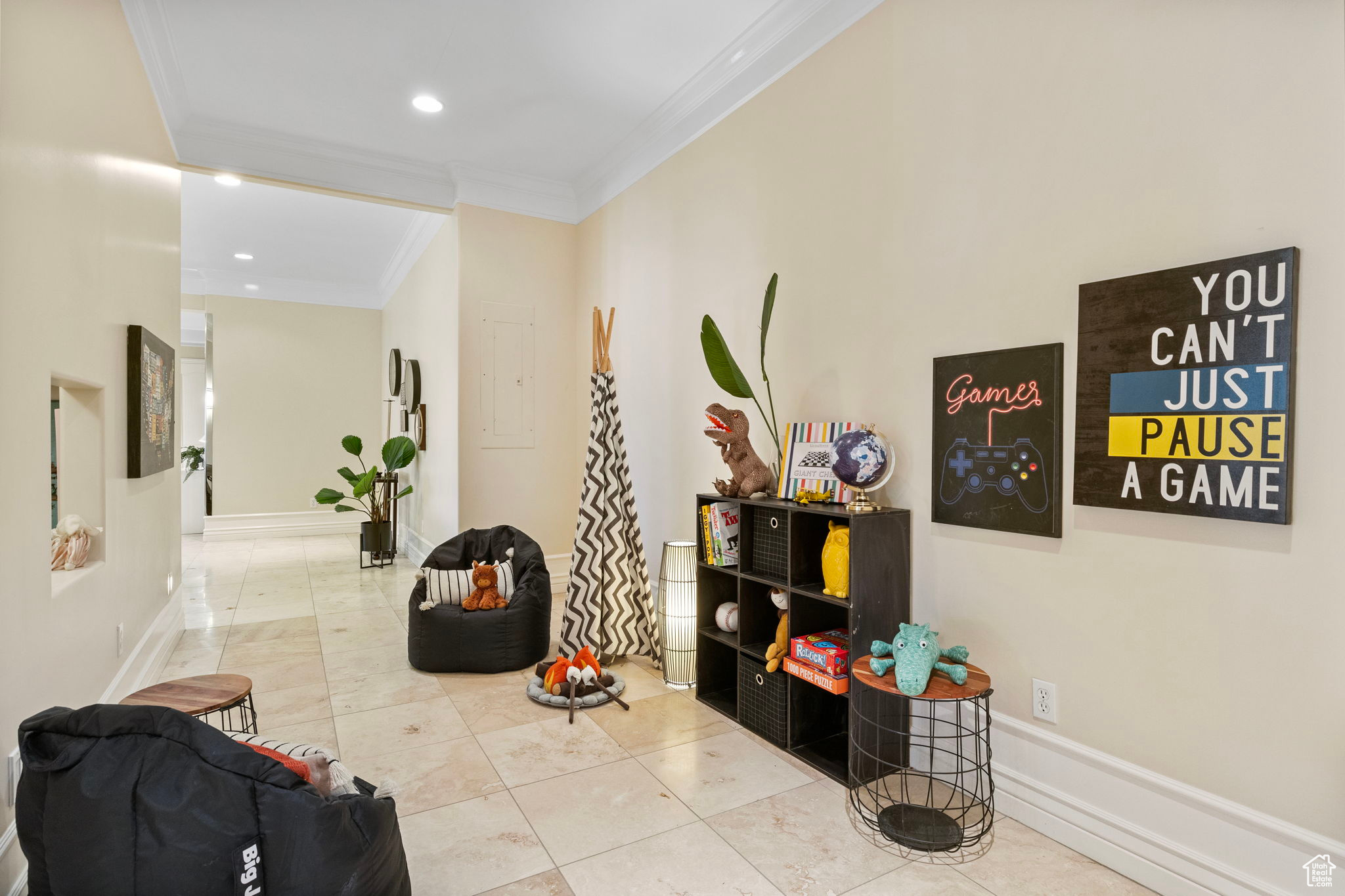 PARKWAY PALISADES - Residential