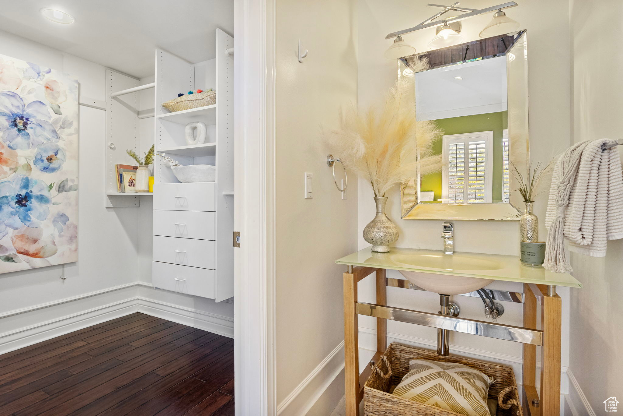 PARKWAY PALISADES - Residential