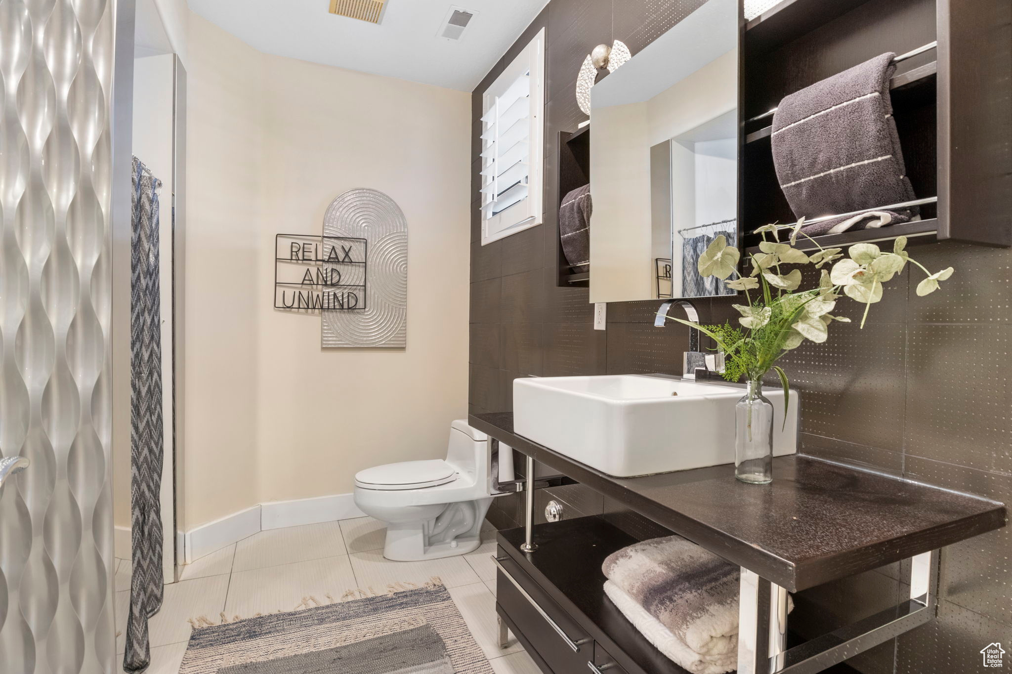 PARKWAY PALISADES - Residential