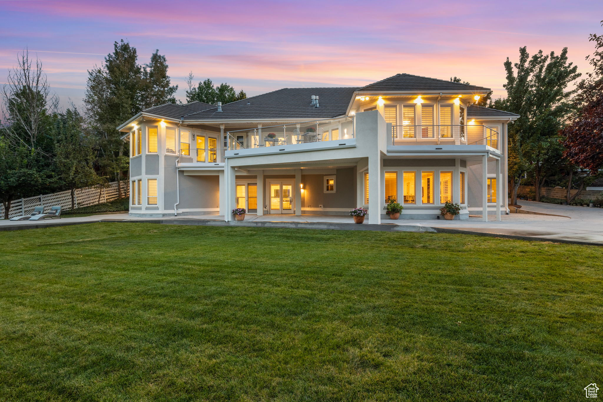 PARKWAY PALISADES - Residential