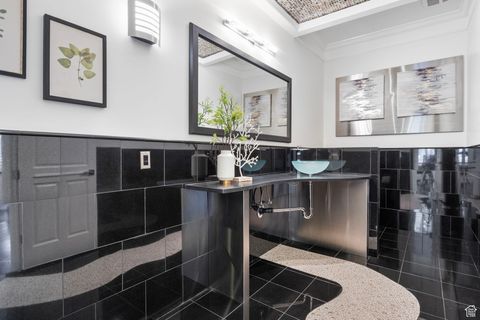 Tiny photo for 11131 S PALISADE RIM CIR, South Jordan, UT 84095 (MLS # 2084770)