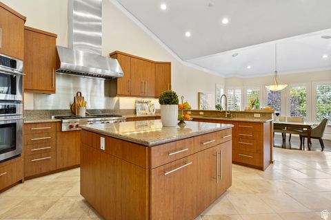 Tiny photo for 11131 S PALISADE RIM CIR, South Jordan, UT 84095 (MLS # 2084770)