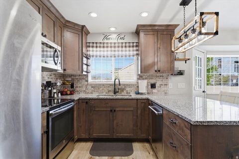 Tiny photo for 2185 S 2325 W, Syracuse, UT 84075 (MLS # 2152190)