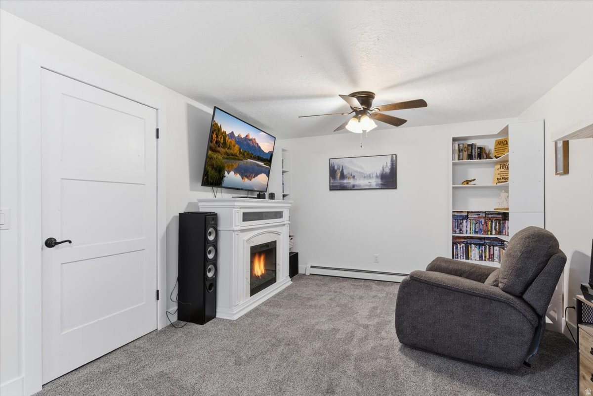 COUNTRY BLUFF ESTATES - Residential