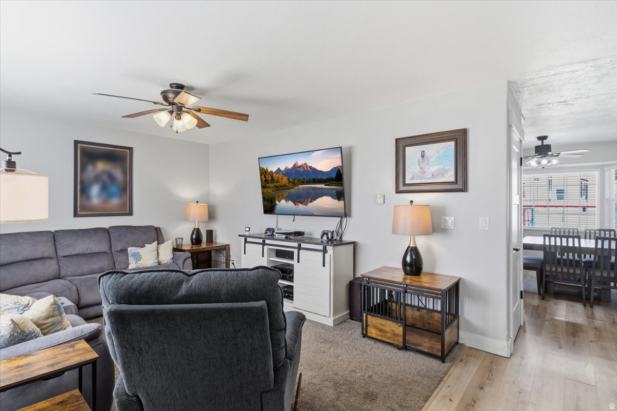 COUNTRY BLUFF ESTATES - Residential