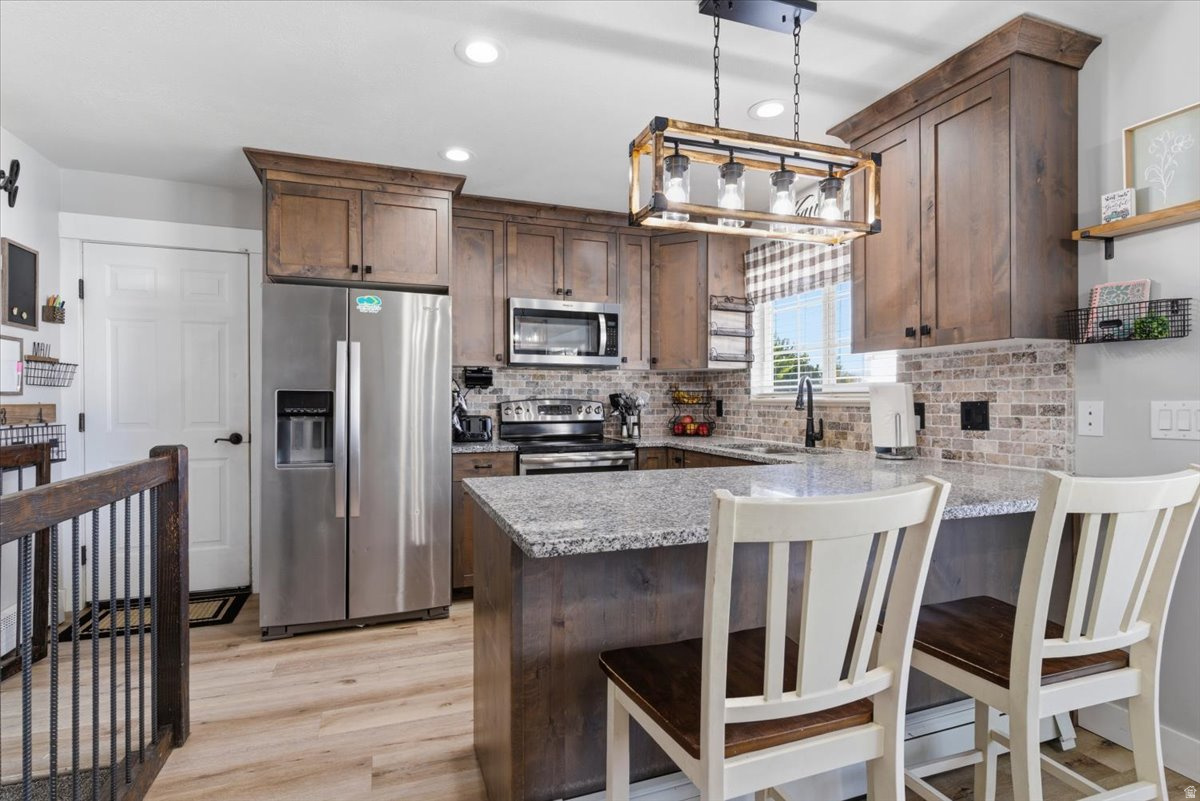 COUNTRY BLUFF ESTATES - Residential