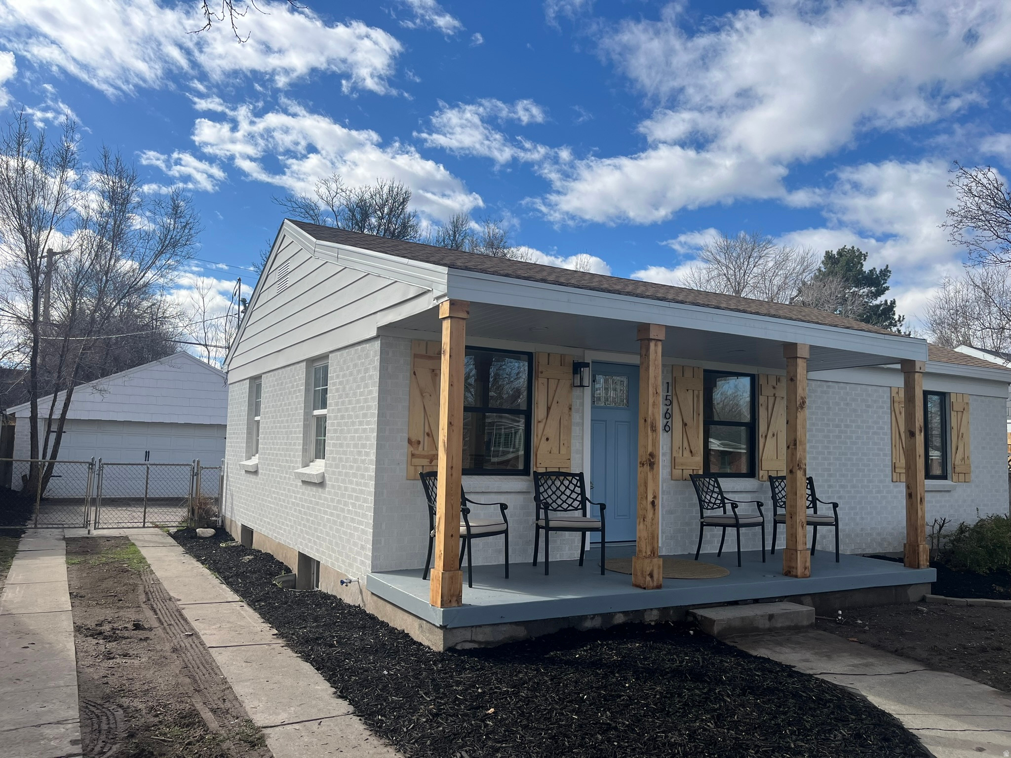 MOUNTAIR ACRES - Residential