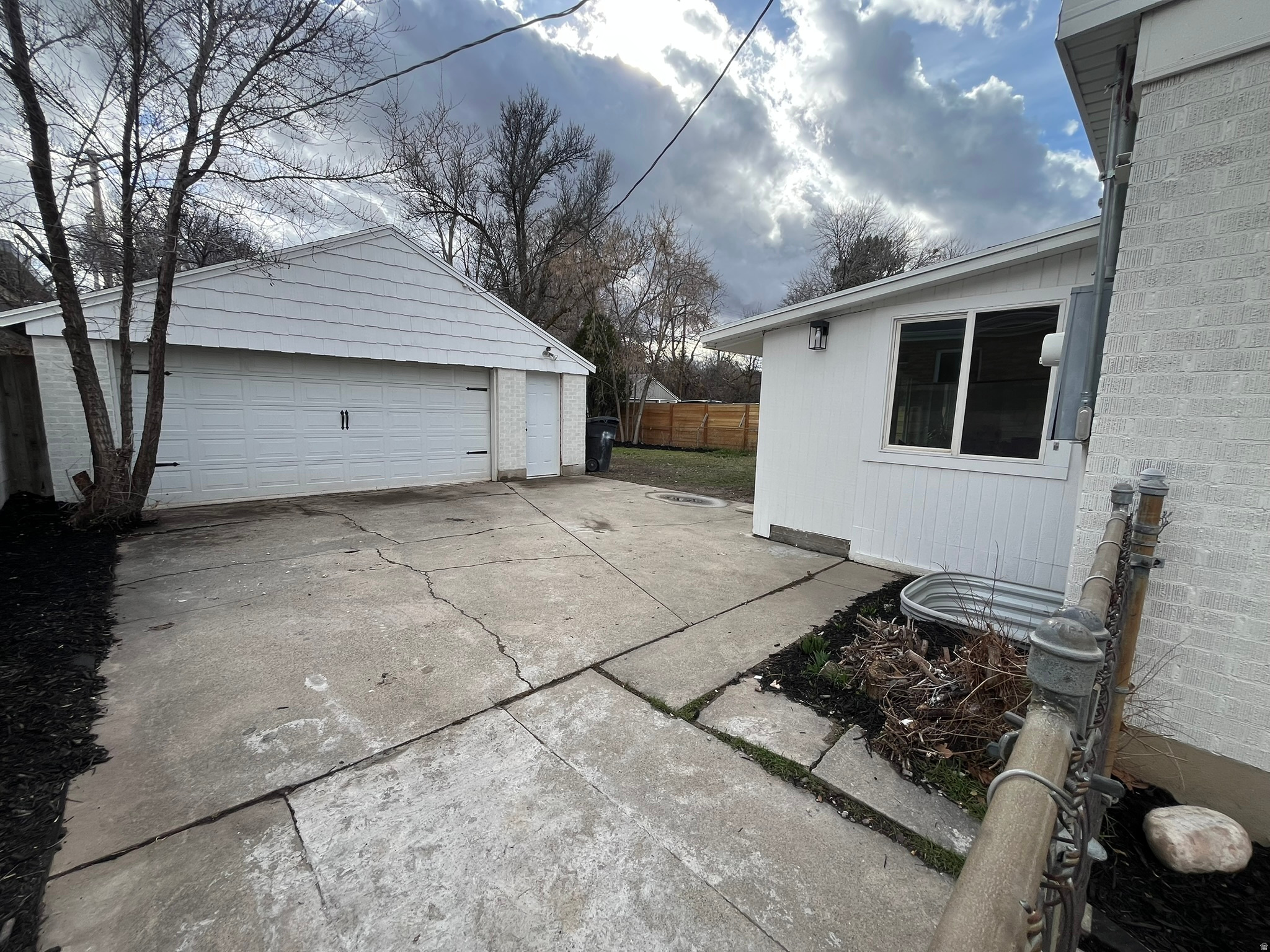 MOUNTAIR ACRES - Residential