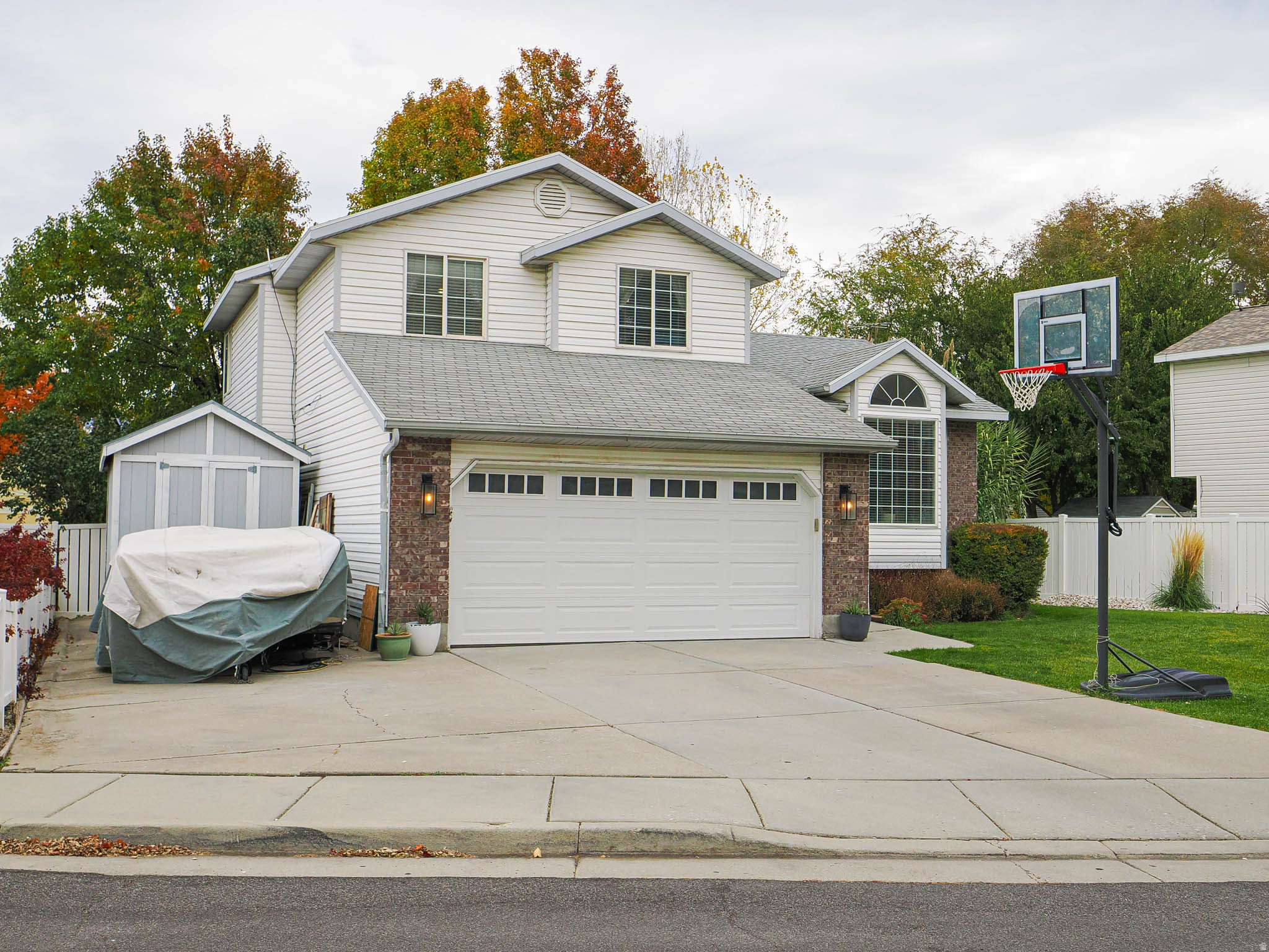 WALDEN GLEN - Residential