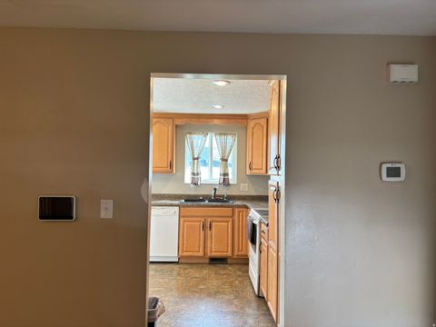 Tiny photo for 1333 S 1100 W, Syracuse, UT 84075 (MLS # 2141887)