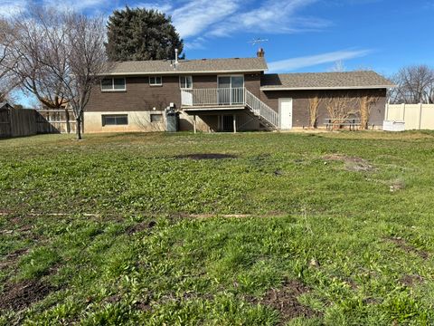 Tiny photo for 1333 S 1100 W, Syracuse, UT 84075 (MLS # 2141887)