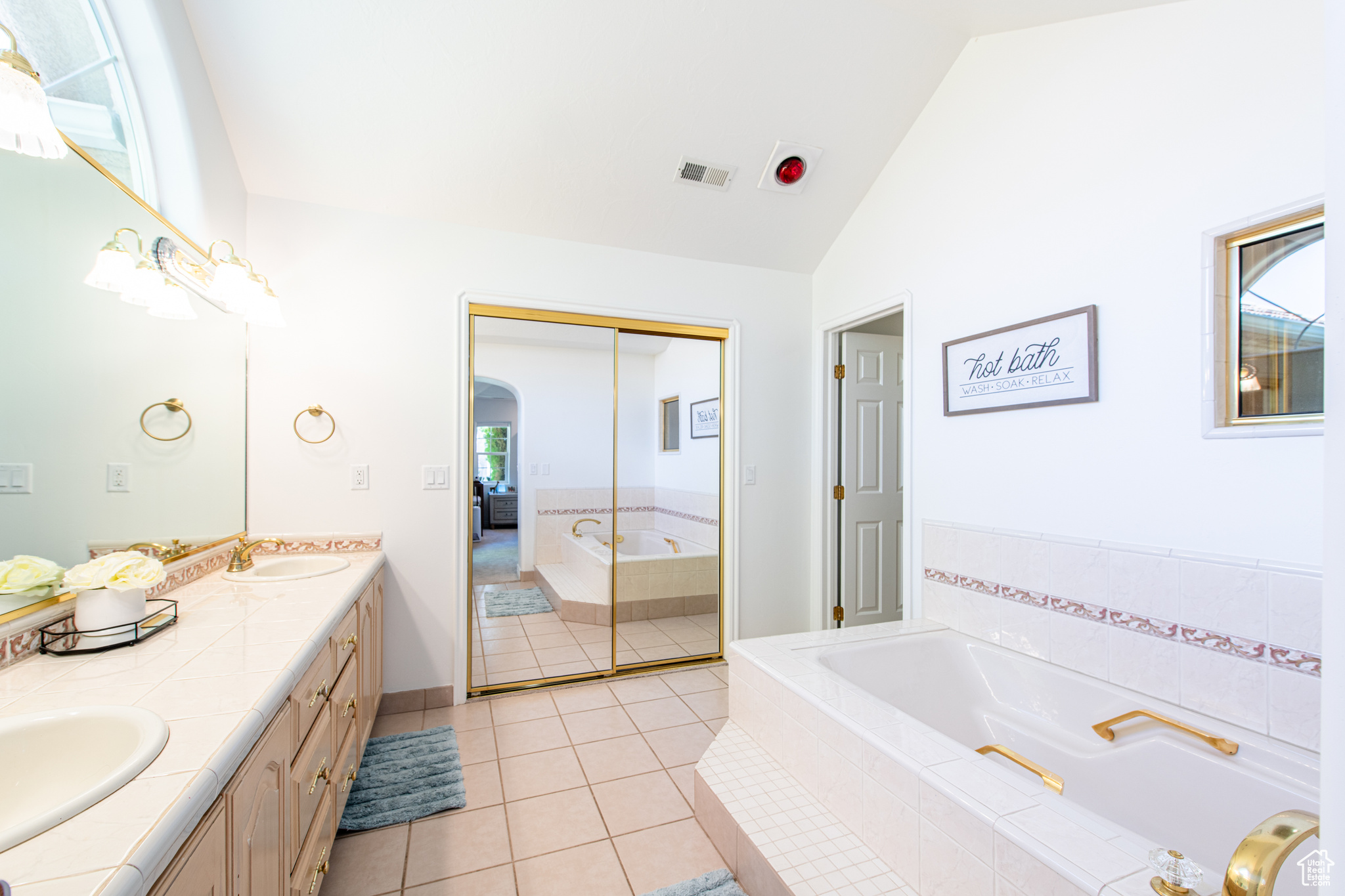 QUAIL VALLEY EST - Residential