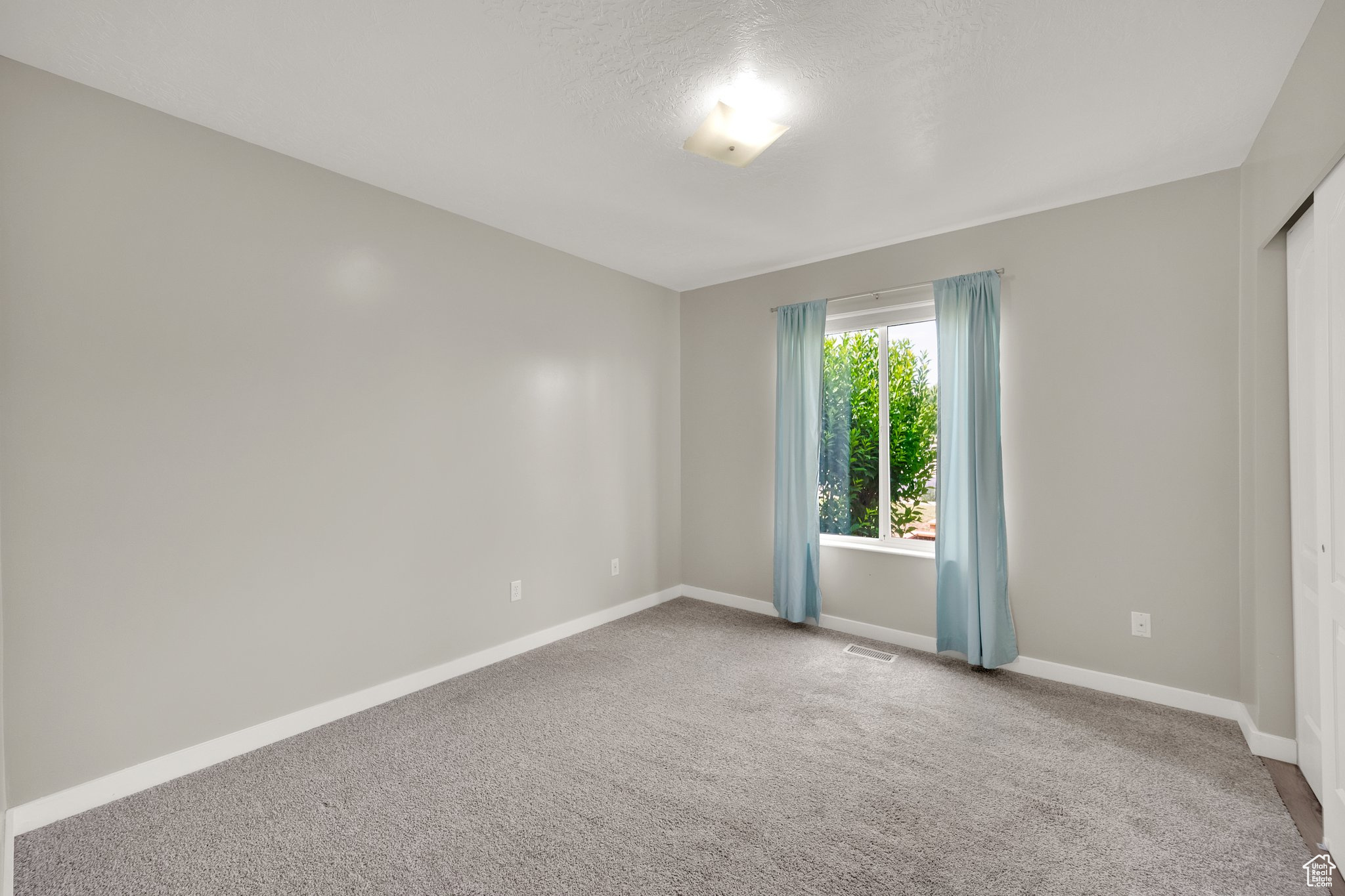 SHADOW MOUNTAIN - Residential