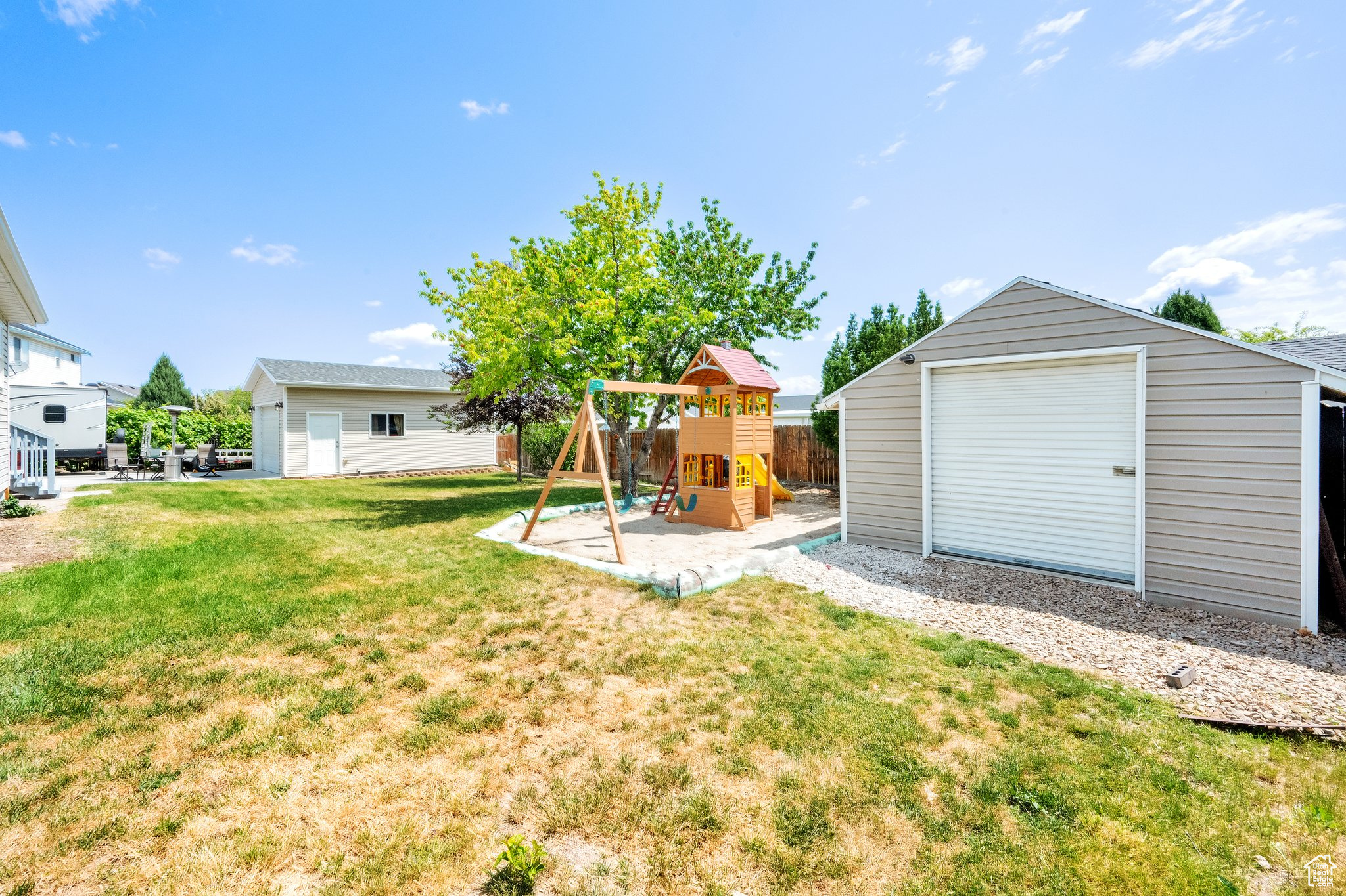 SHADOW MOUNTAIN - Residential