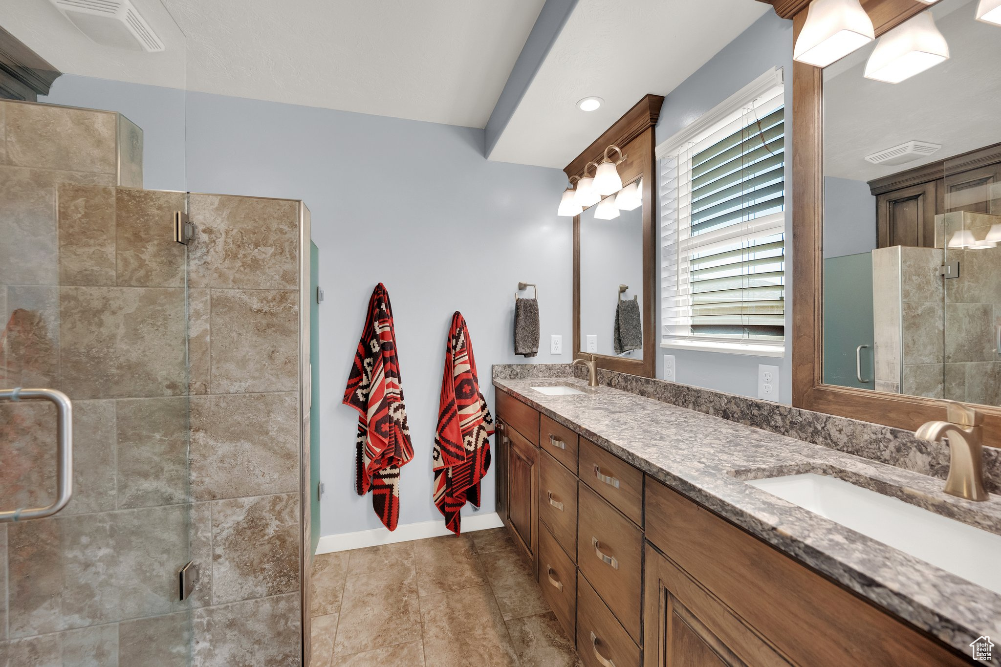 SHADOW MOUNTAIN - Residential