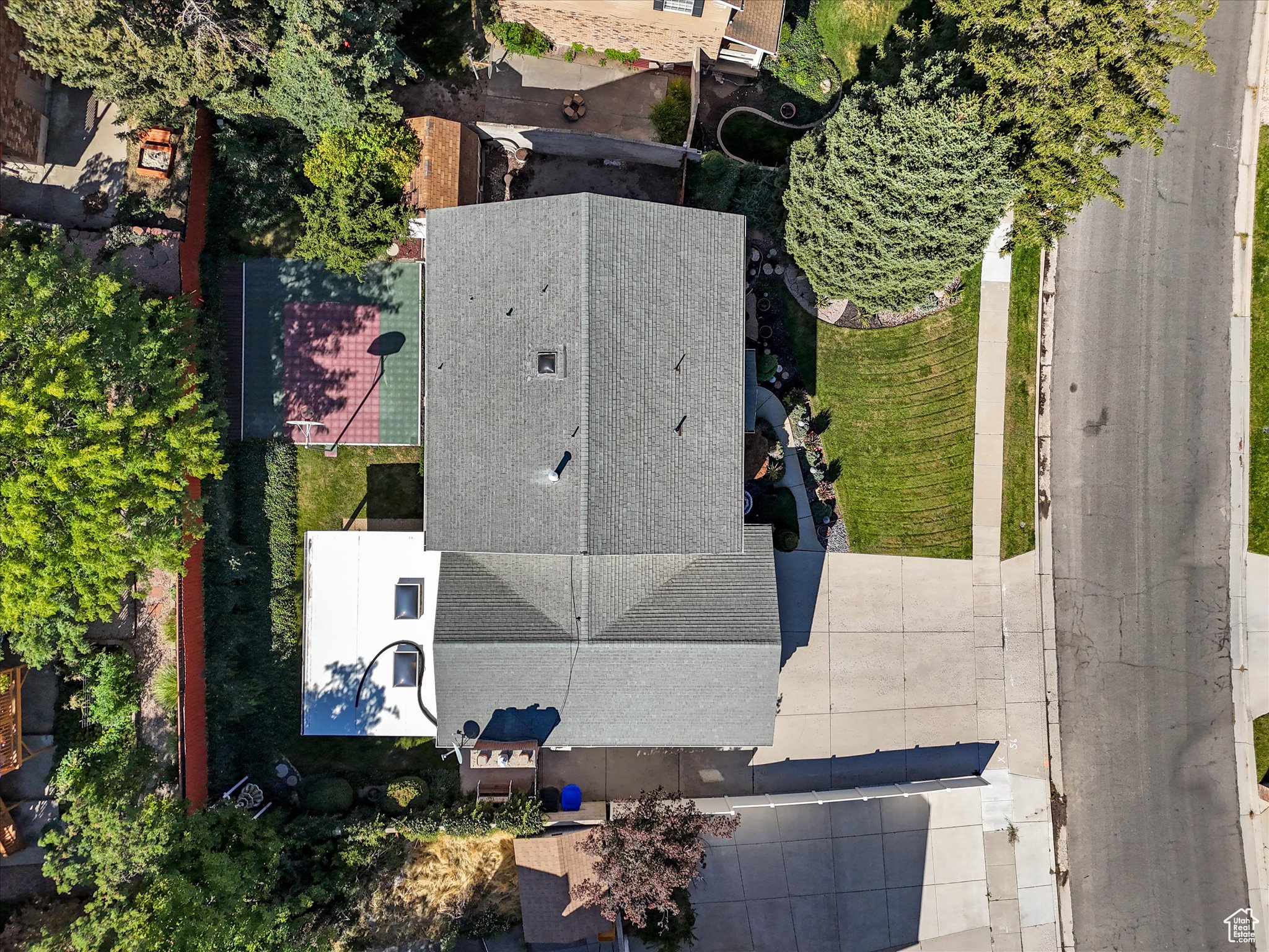 SOMERSET ESTATES - Residential