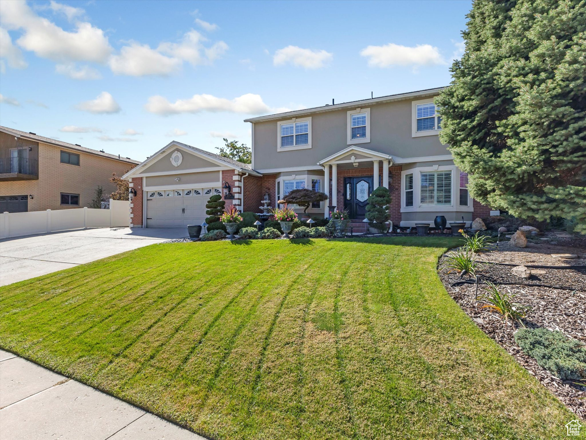 SOMERSET ESTATES - Residential