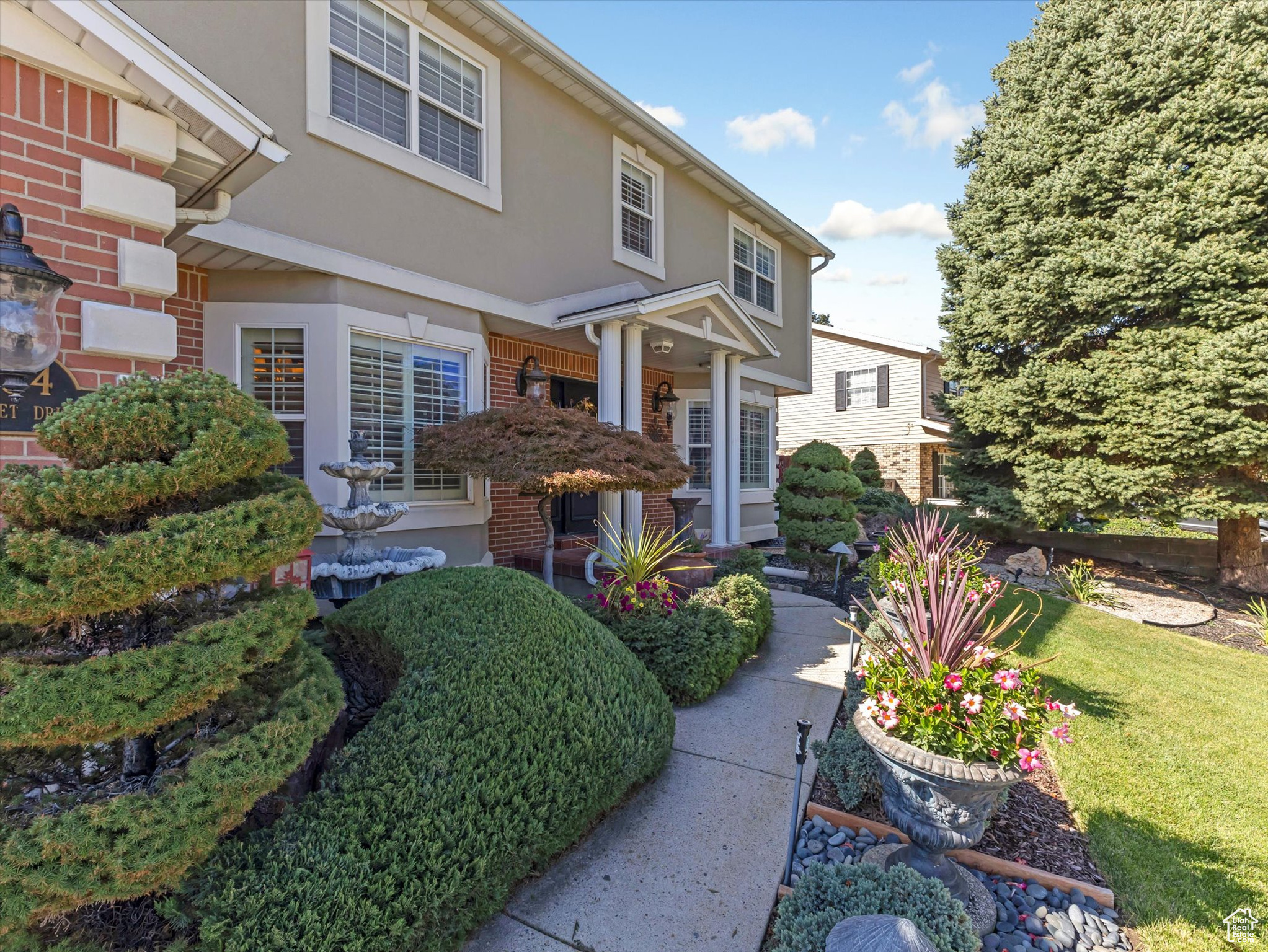 SOMERSET ESTATES - Residential