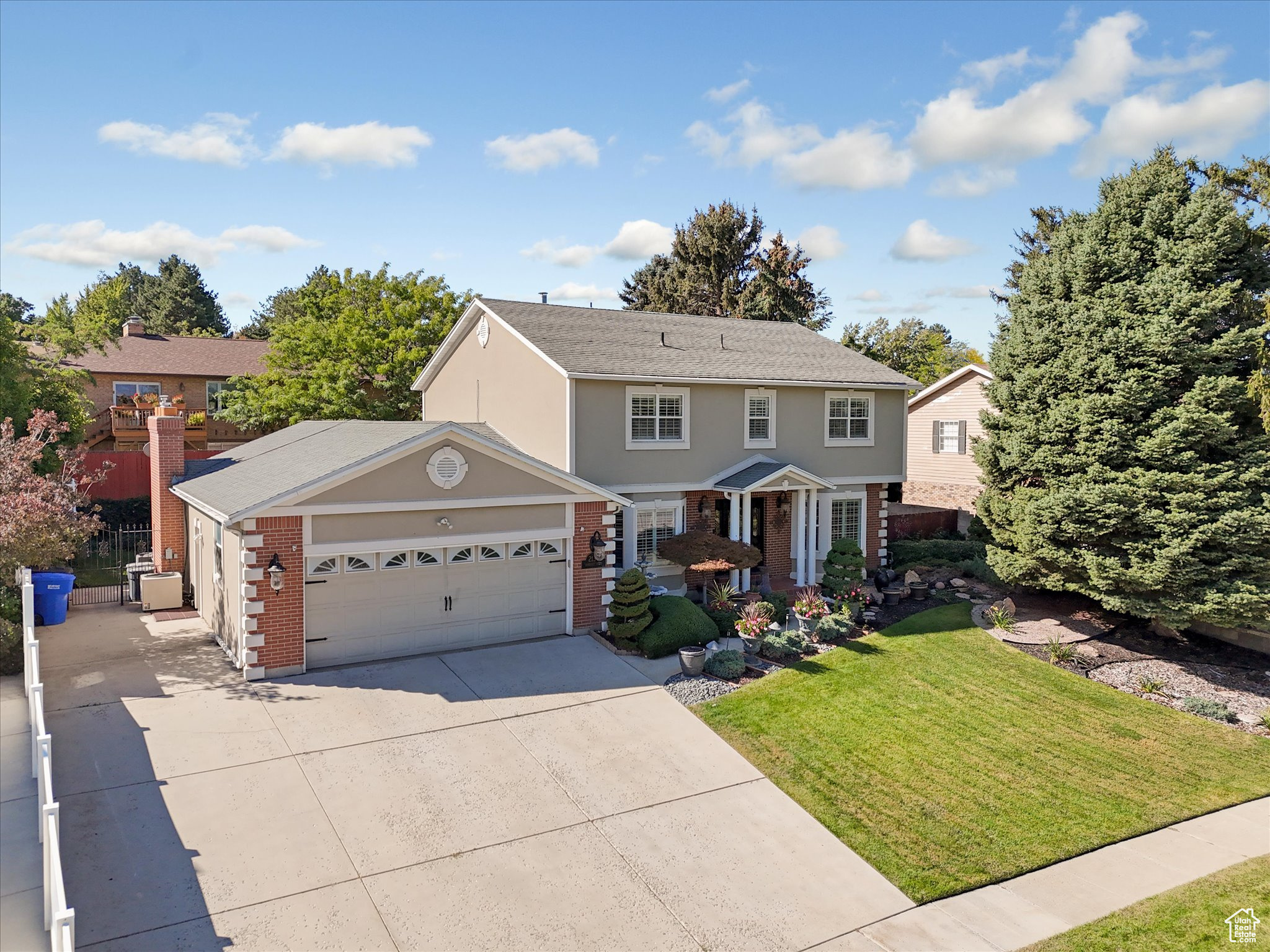 SOMERSET ESTATES - Residential