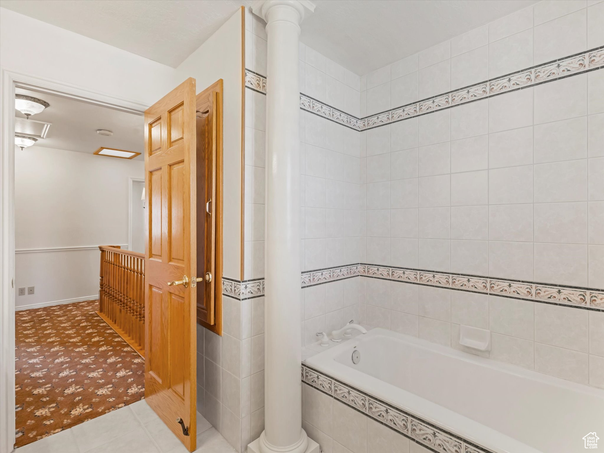 SOMERSET ESTATES - Residential