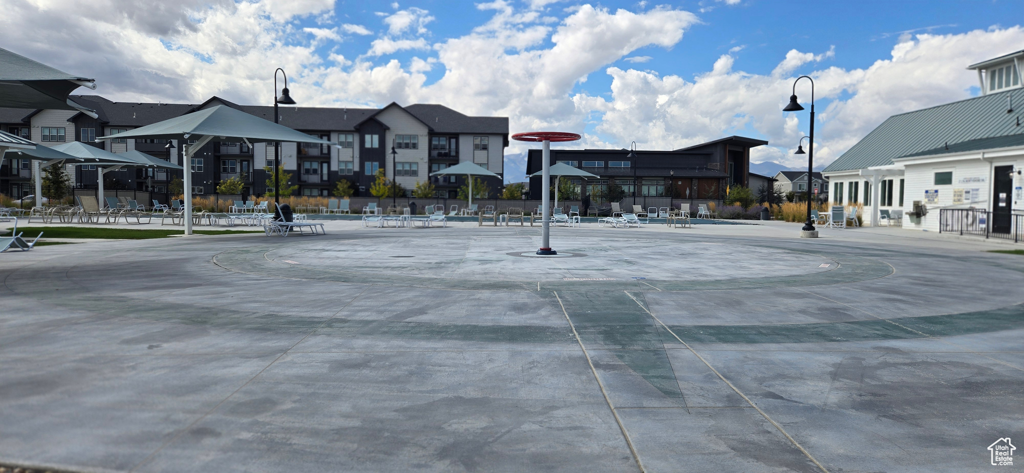 NORTHSHORE - Residential