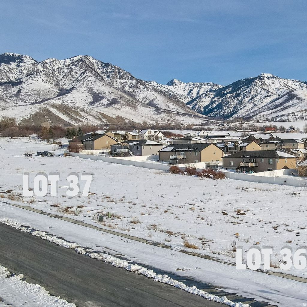 Photo of 646 CHERRY RIDGE LN #37, Richmond, UT 84333 (MLS # 2140067)