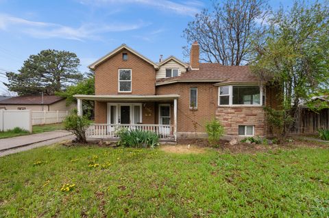 Photo of 1988 S 1800 E, Salt Lake City, UT 84108 (MLS # 2152815)