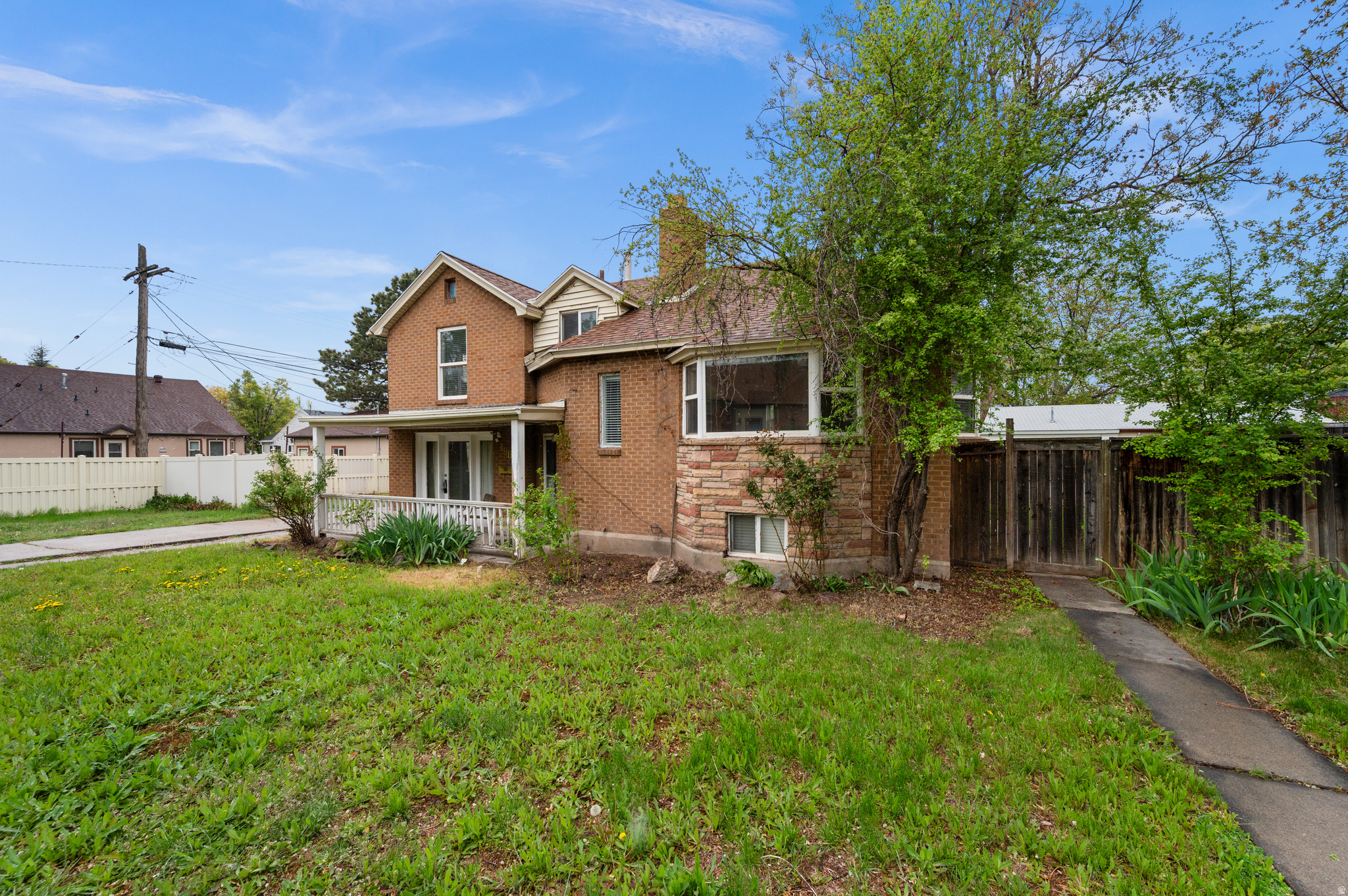 BROADMOOR - Residential