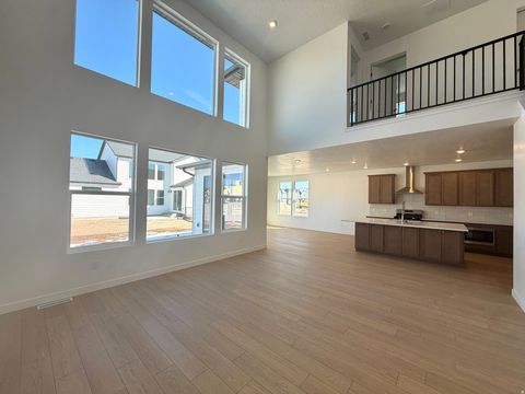 Tiny photo for 2946 N KINGBIRD DR #622, Eagle Mountain, UT 84005 (MLS # 2144824)
