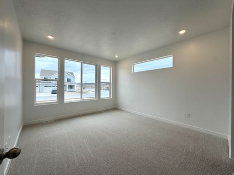 Tiny photo for 2946 N KINGBIRD DR #622, Eagle Mountain, UT 84005 (MLS # 2144824)