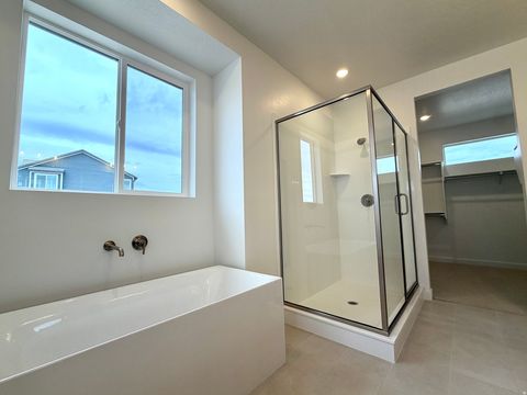 Tiny photo for 2946 N KINGBIRD DR #622, Eagle Mountain, UT 84005 (MLS # 2144824)
