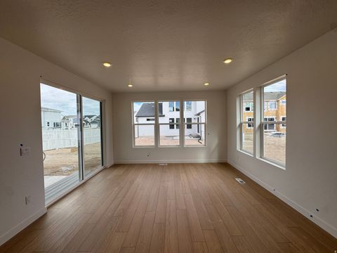 Tiny photo for 2946 N KINGBIRD DR #622, Eagle Mountain, UT 84005 (MLS # 2144824)