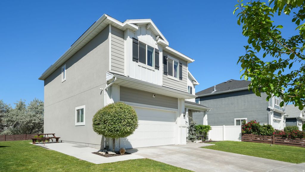 Photo of 253 N 240 E, Vineyard, UT 84059 (MLS # 2156253)