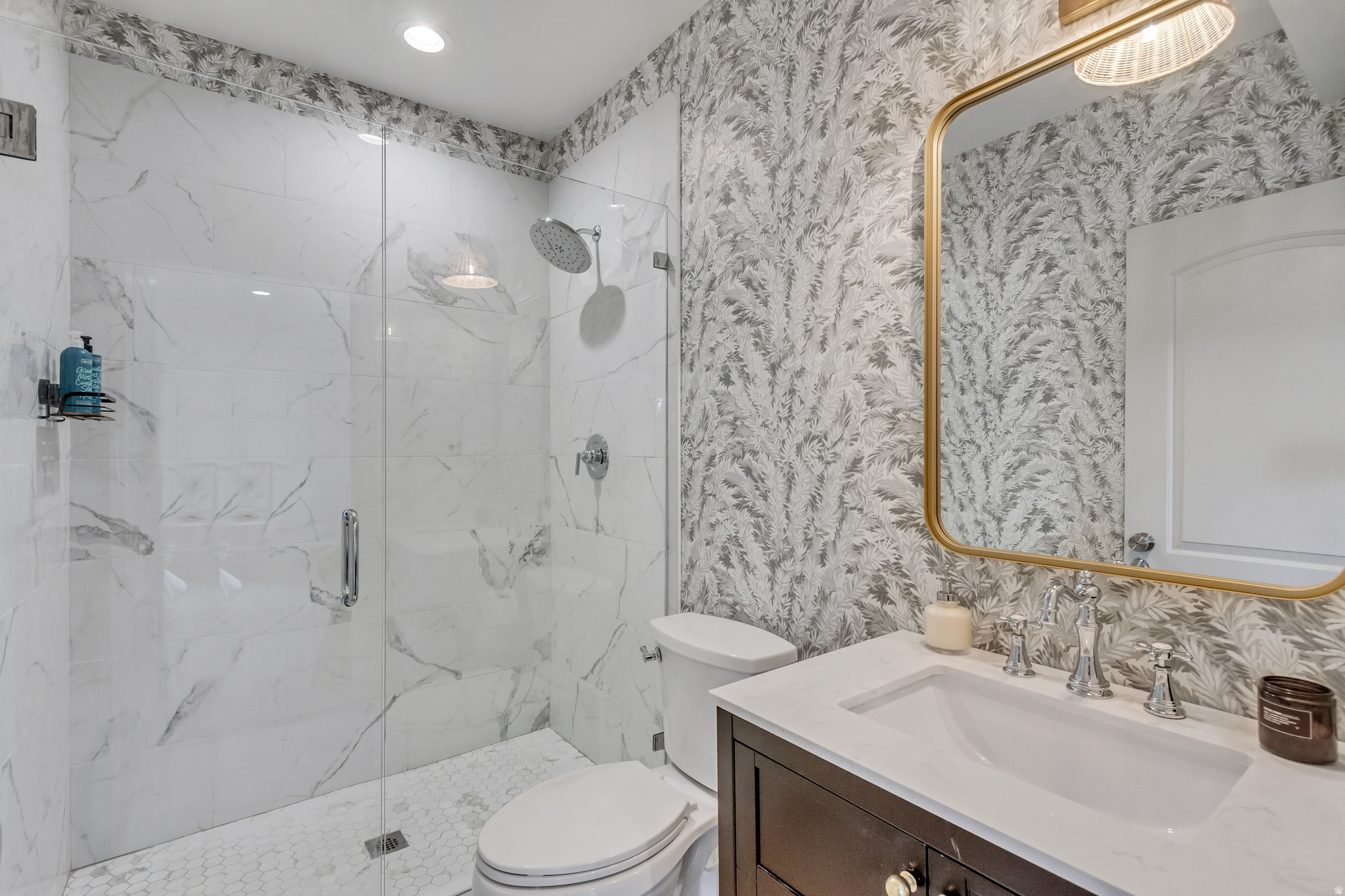 EAGLE SUMMIT - Residential