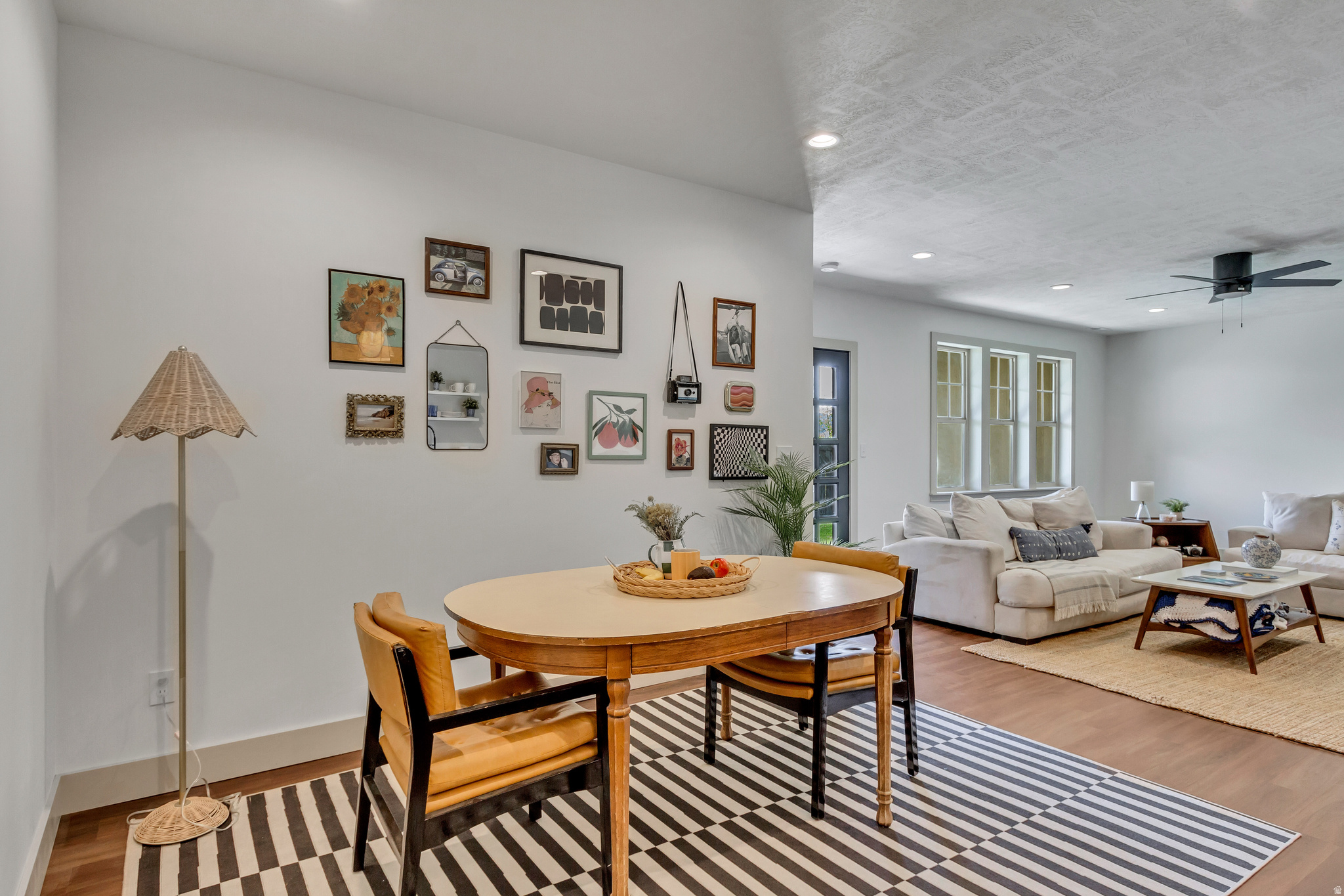 EAGLE SUMMIT - Residential