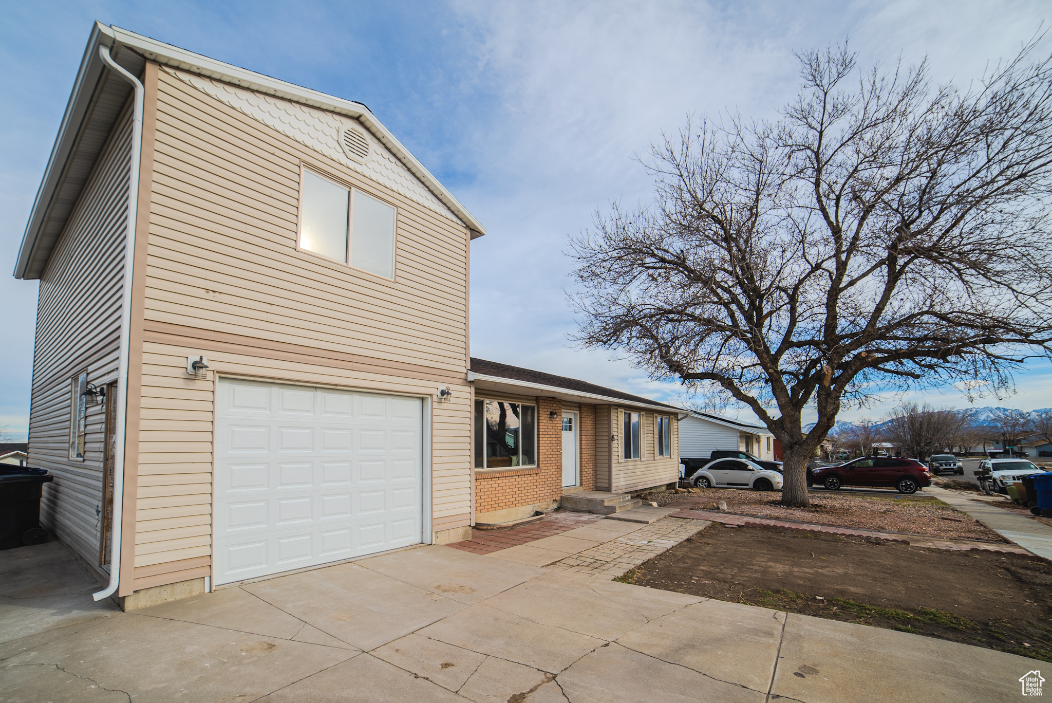 8154 W Breeze Dr, Magna, Utah image 3