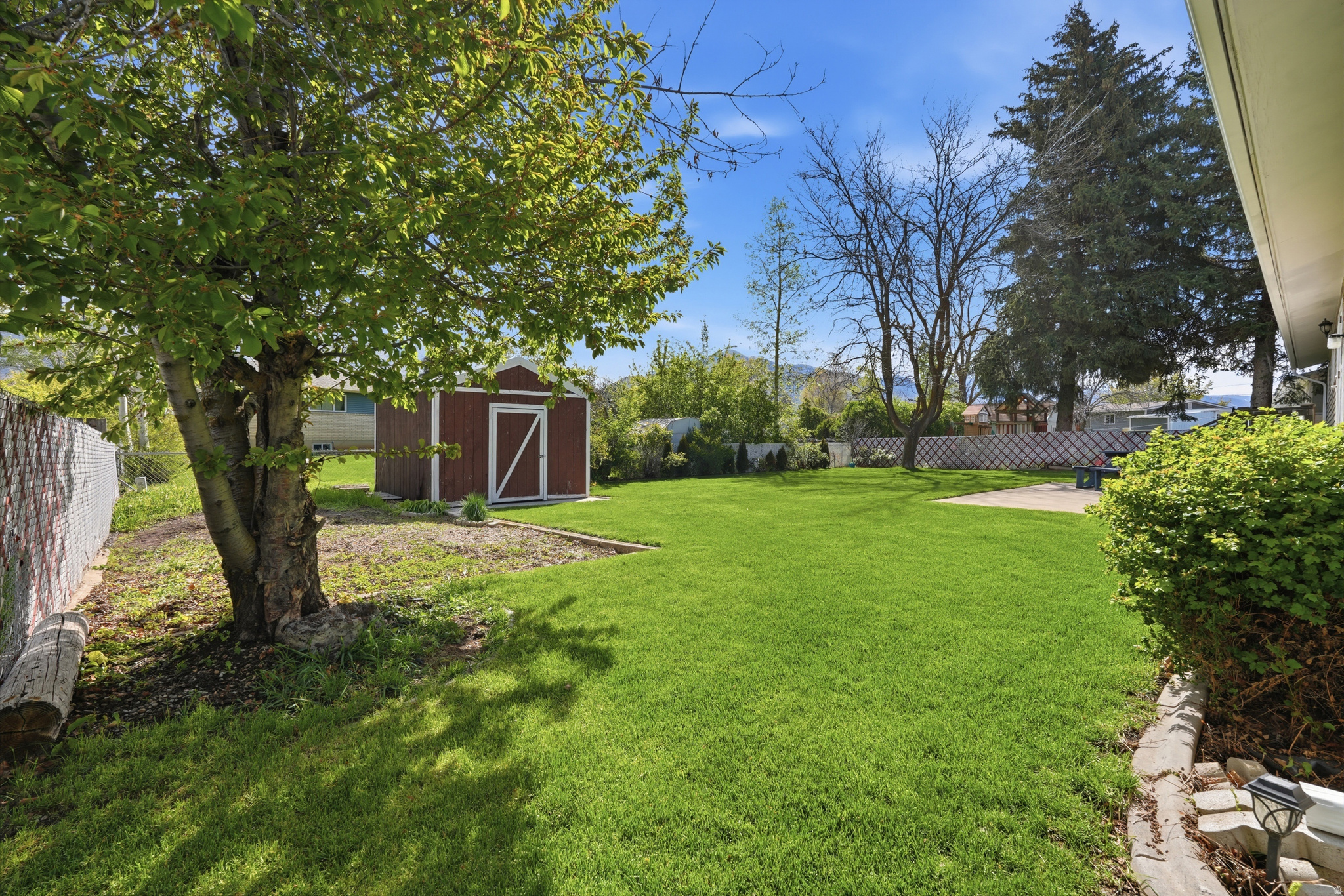 LEO C NIELSEN SUBDIVISION - Residential