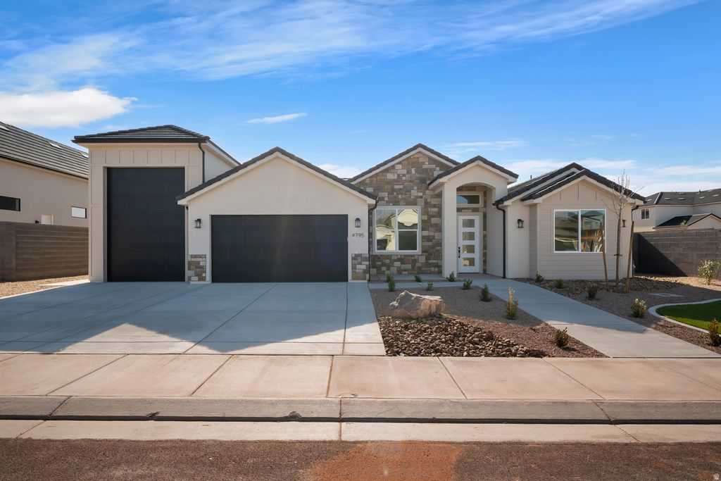 Photo of 4795 W 1930 S, Hurricane, UT 84737 (MLS # 2157203)