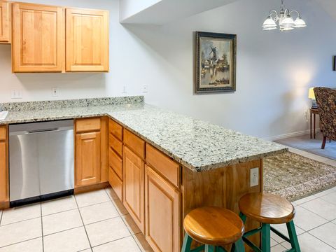 Tiny photo for 1230 E PRIVET DR S #431, Cottonwood Heights, UT 84121 (MLS # 2140470)