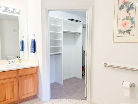 Tiny photo for 1230 E PRIVET DR S #431, Cottonwood Heights, UT 84121 (MLS # 2140470)