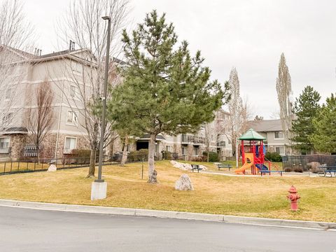 Tiny photo for 1230 E PRIVET DR S #431, Cottonwood Heights, UT 84121 (MLS # 2140470)