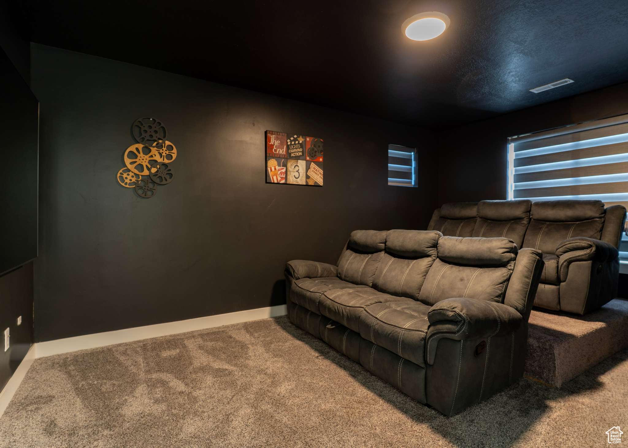 ASHTON - Residential