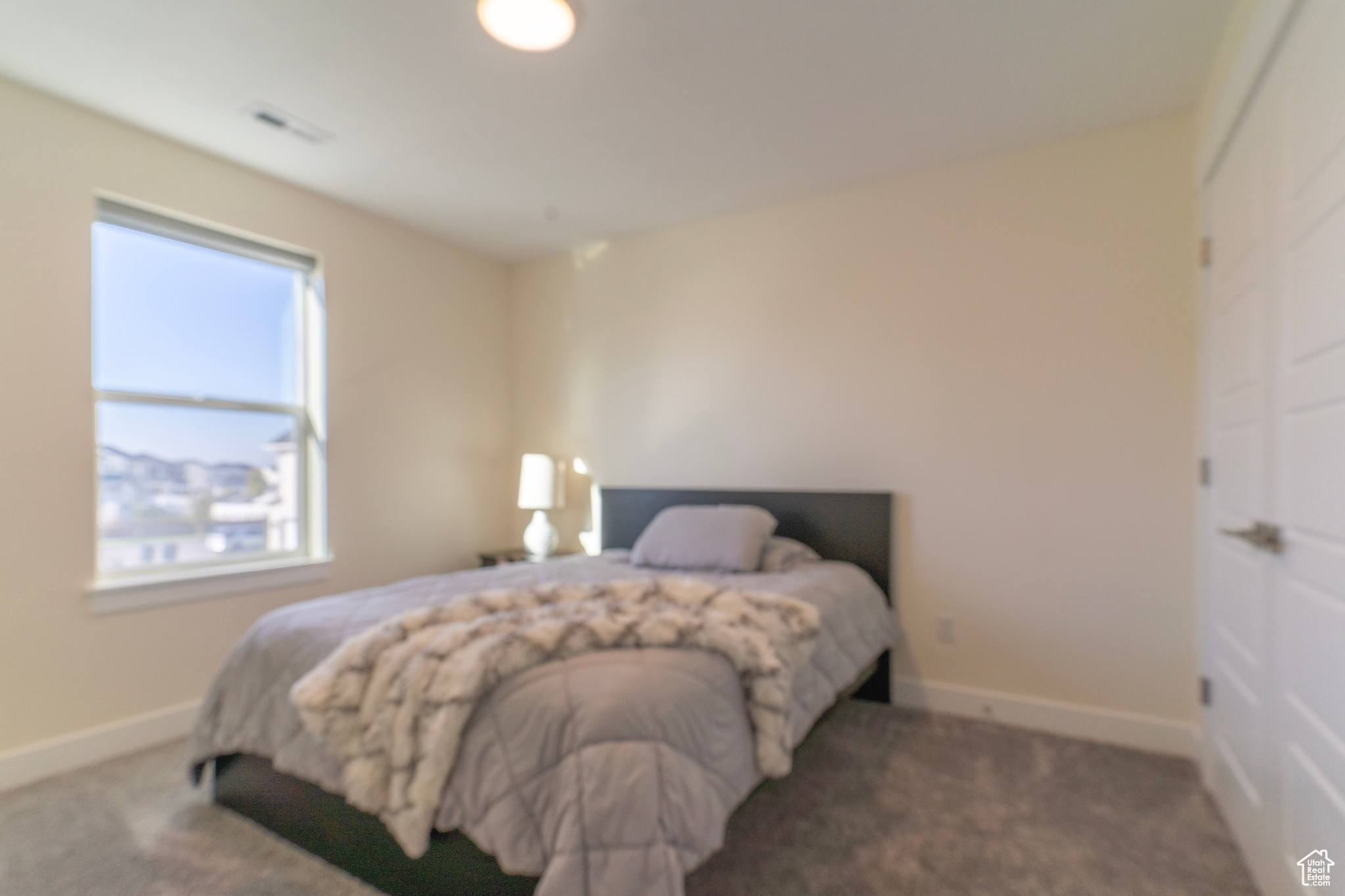 ASHTON - Residential