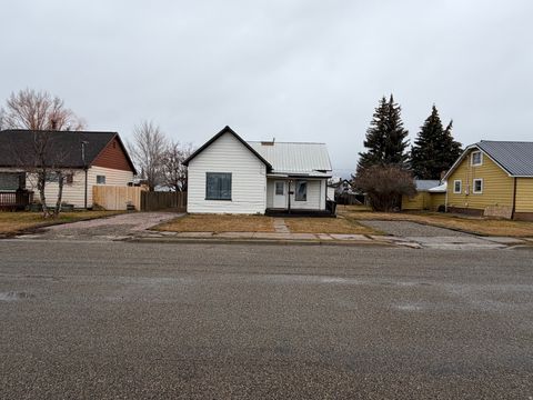 Photo of 1014 JEFFERSON ST, Montpelier, ID 83254 (MLS # 2127991)