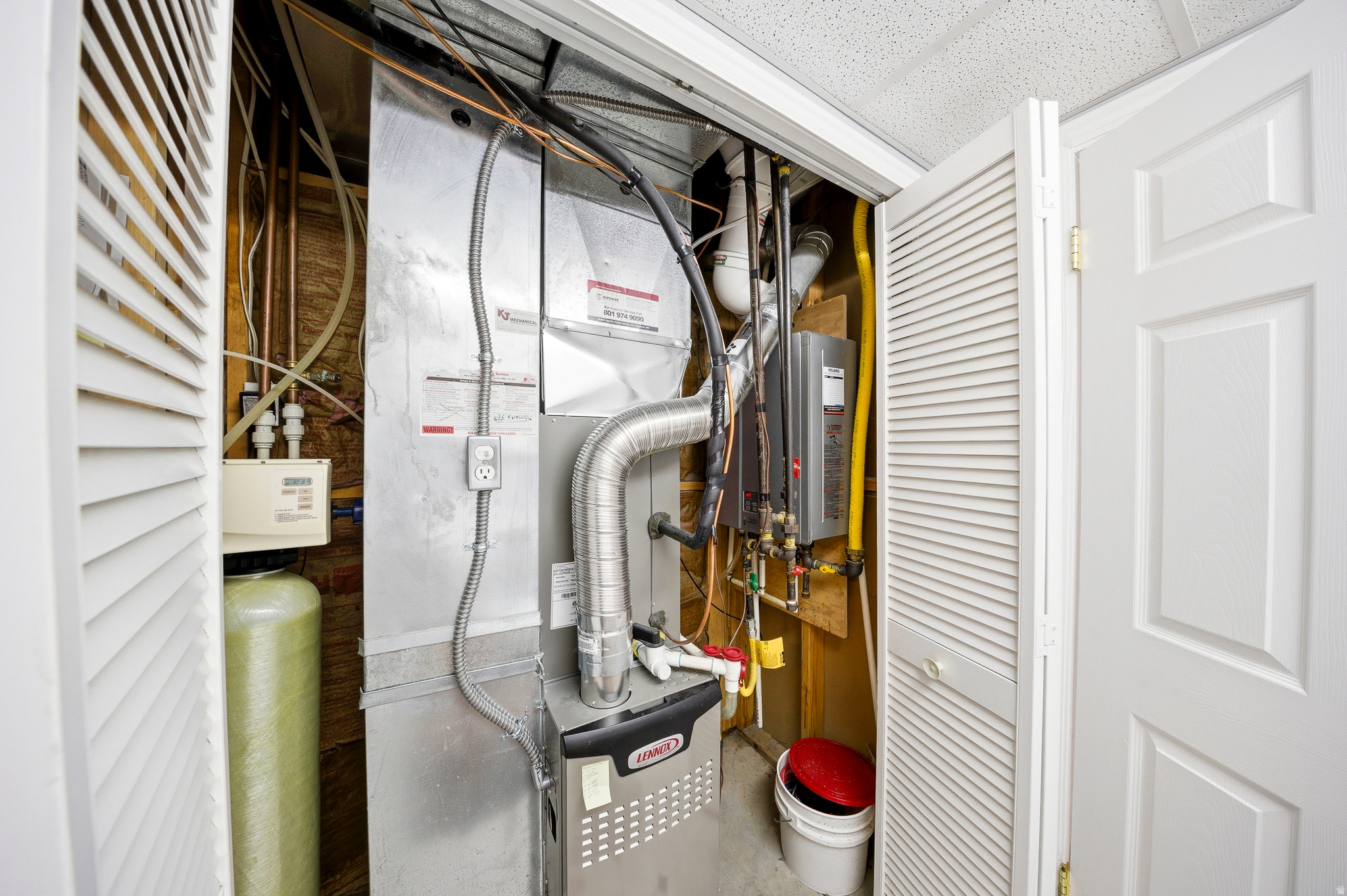 ROYAL MEADOW - Residential