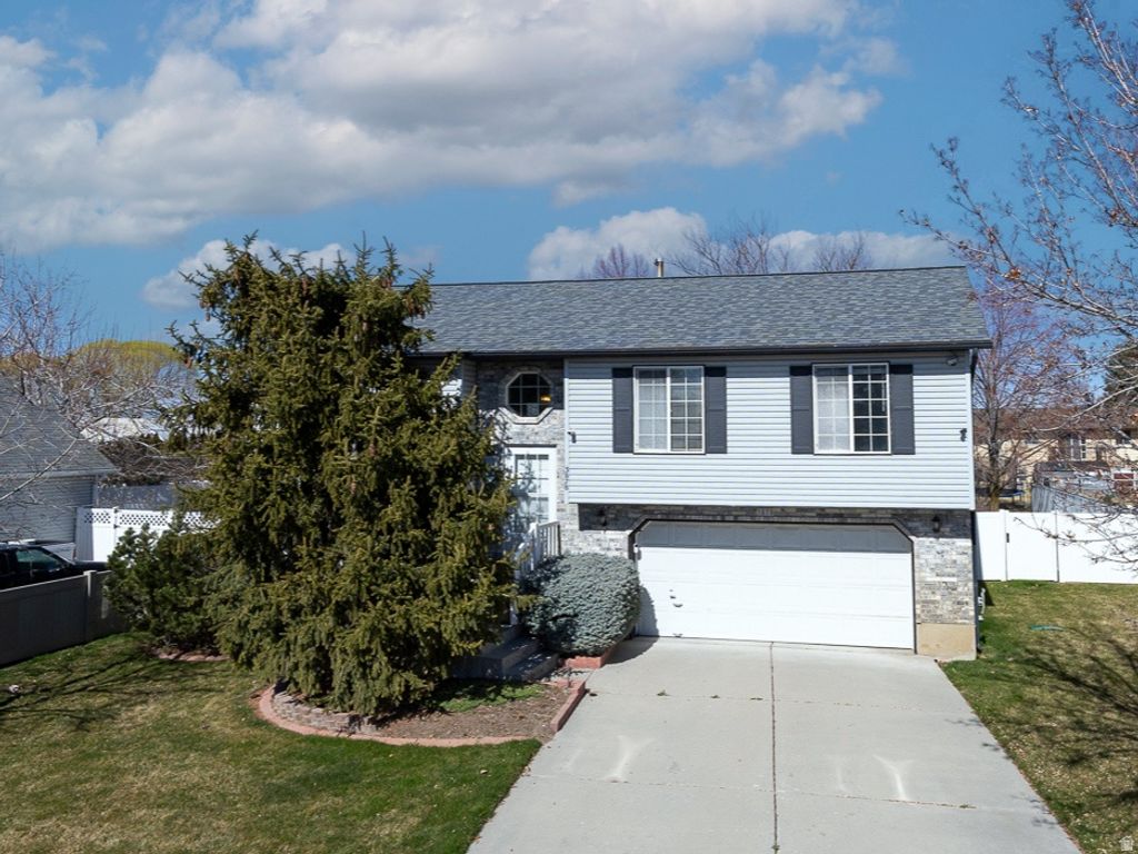 Photo of 3878 W 4700 S, Roy, UT 84067 (MLS # 2142723)