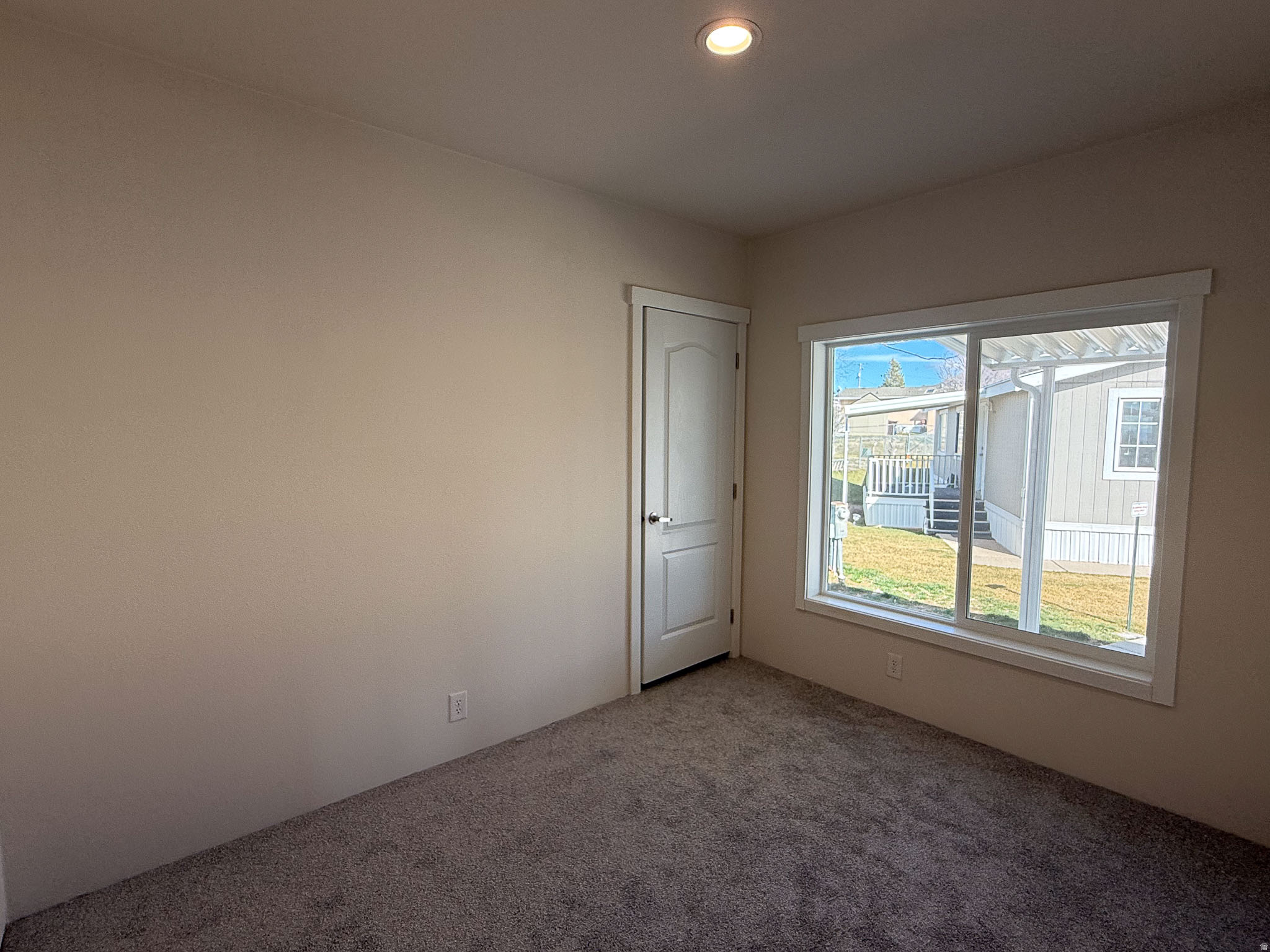 ROLLING HILLS ESTATES - Residential